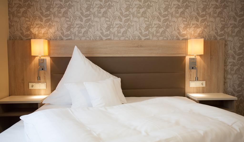 Hotel Restaurant Zur Post Lohfelden Room photo